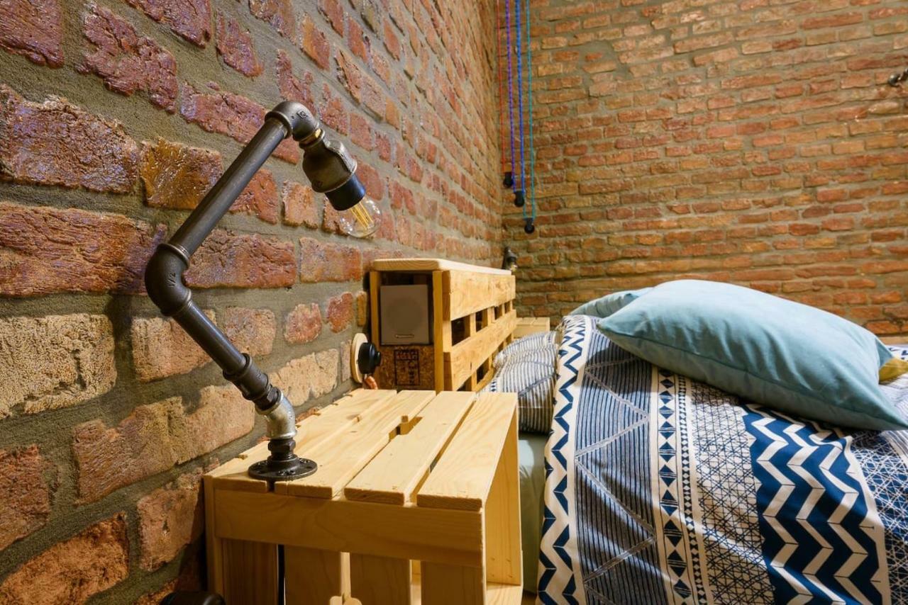 Апартаменти Studio V - Industrial & Original - Old Town Клуж-Напока Екстер'єр фото